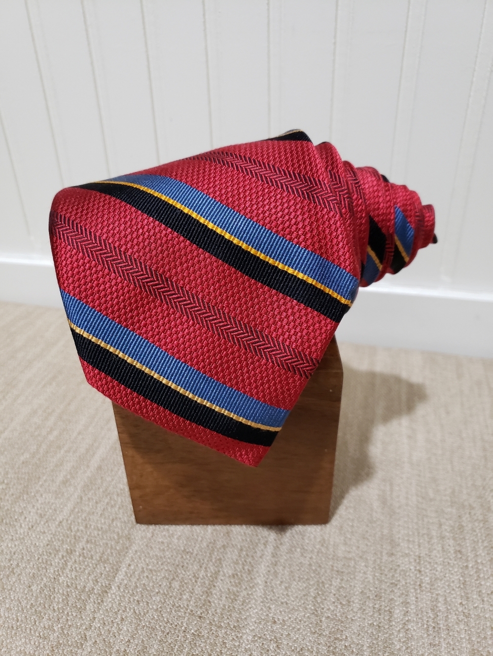 NWOT! ROBERT TALBOTT Men's Hand Sewn All Silk Striped Neck Tie (61"x3.75") Red
